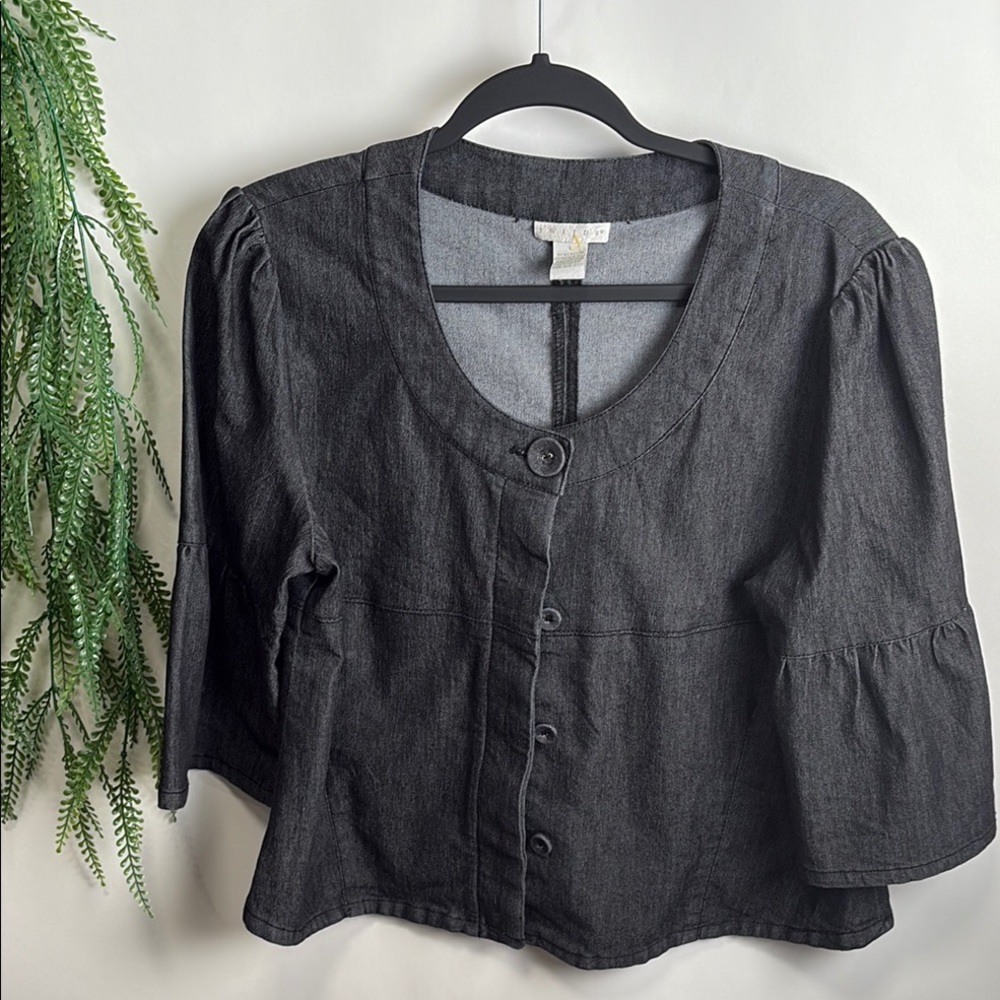 Tweeds Black Puff Sleeve Boxy Blouse